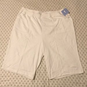 3/$15🌻NWT Liz & Me white stretchy Bermuda shorts